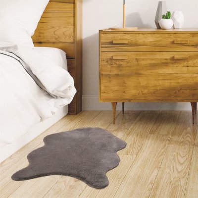 Sztuczne futerko/ dywanik Cuso czarny