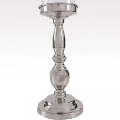 Connor L - Świecznik