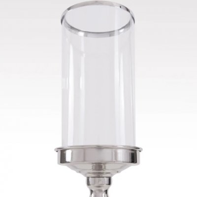 Connor L - Świecznik