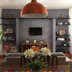 Co powiesić nad komodą w salonie