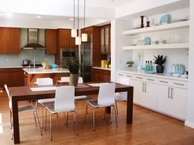 Stół rozkładany – okrągły czy prostokątny?