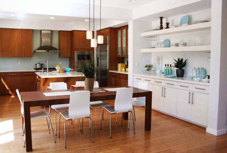 Stół rozkładany – okrągły czy prostokątny?